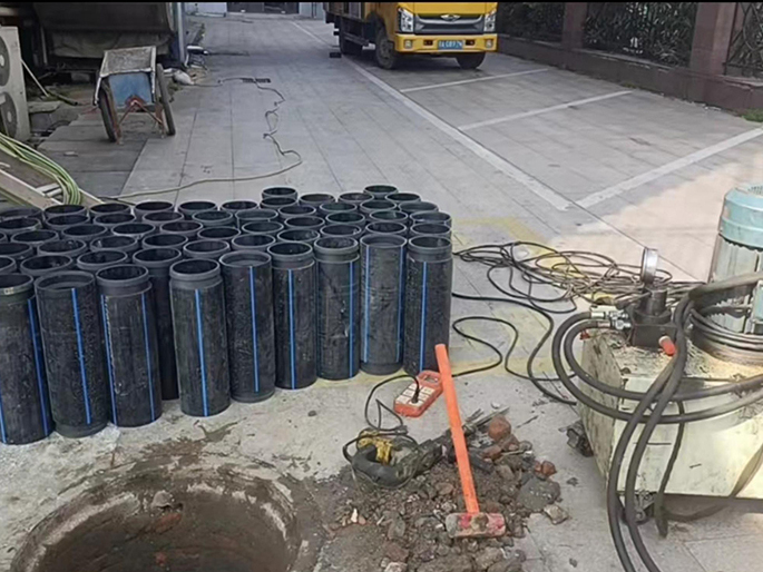 厦门PE置换管厂家 DN315置换管 非开挖管短管置换